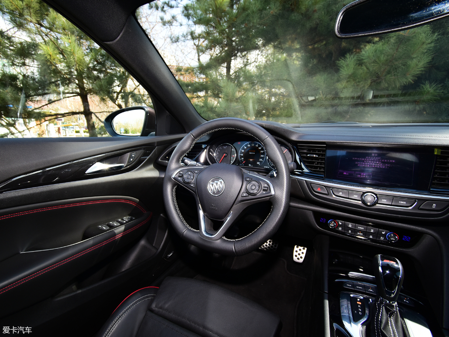 2017�����GS 28T ���F��