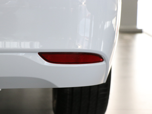 2018款18T 6座精英型 细节外观