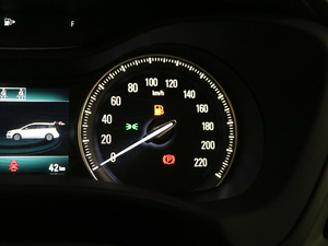 2018款18T 6座精英型 中控区