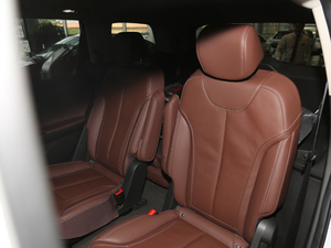 2018款18T 6座豪华型 后排座椅