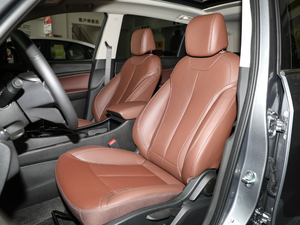 2018款18T 5座豪华型 主驾驶座椅