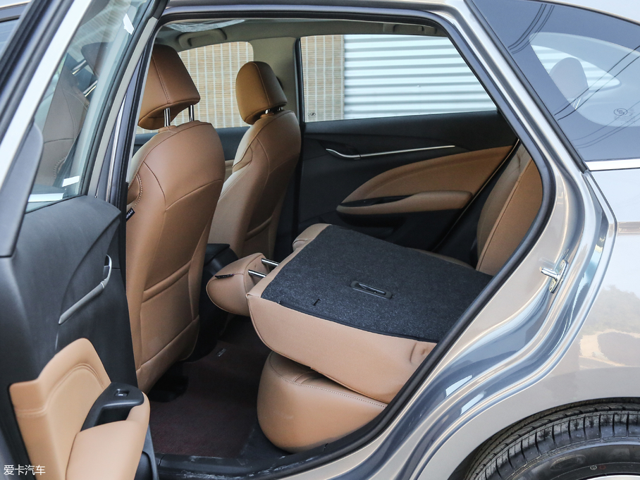 2018 18T Ԅ(dng)Ş V