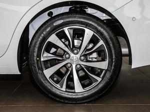 201818T ԄӾӢ V ݆Ȧ