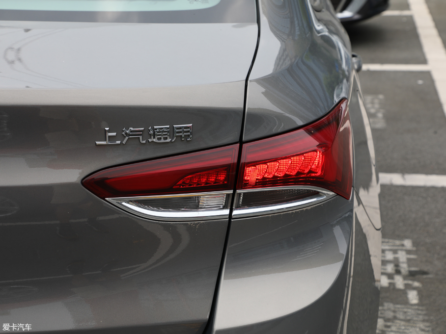 2018Ӣ 15T pxϾӢ (gu)V