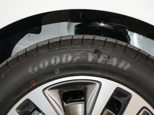 201818T ԄӾӢ V ݆̥Ʒ