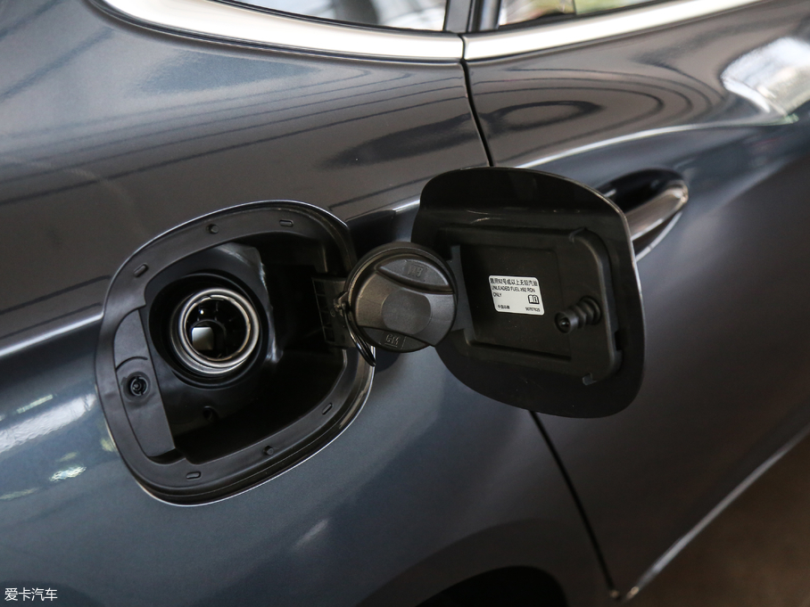 2018������Pro ���� 20T �p�x�Ͼ�Ӣ��