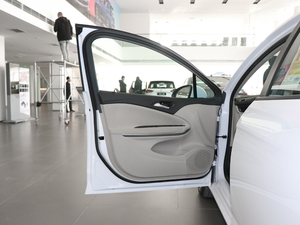 2018 15S ԄMȡ {λ܇T