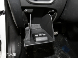 上汽通用別克2018款威朗GS