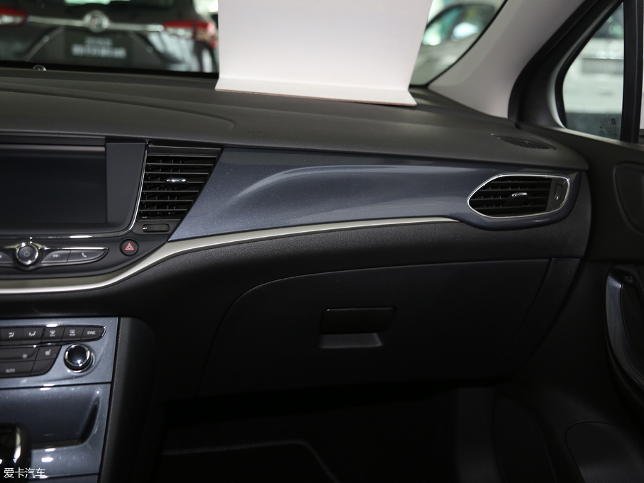 2018�������I�� �Ɏ� 15S �Ԅ�(d��ng)�I(l��ng)����