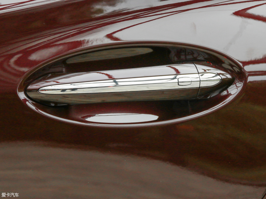 2018���Խ 28T Avenir