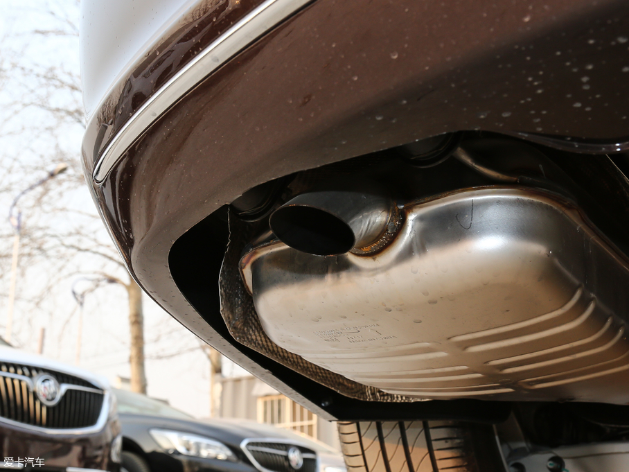 2018���Խ 20T ���A��