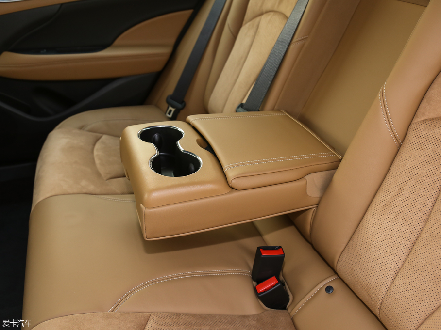 2018���Խ 20T ���A��