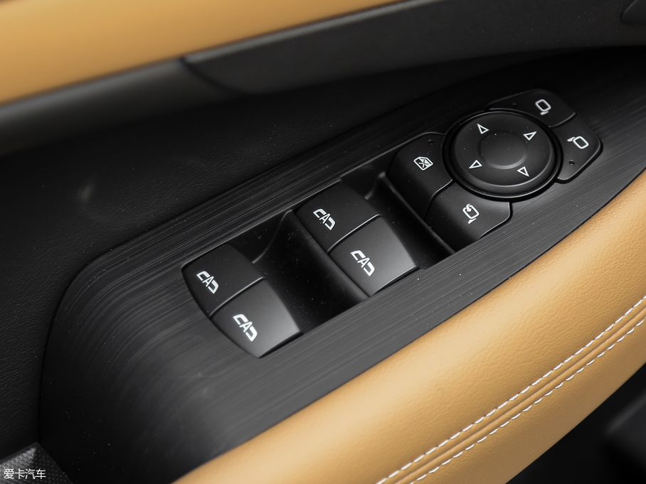 2018���Խ 20T ���A��