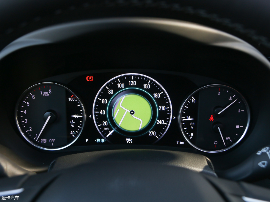 2018����� 28T �����A��