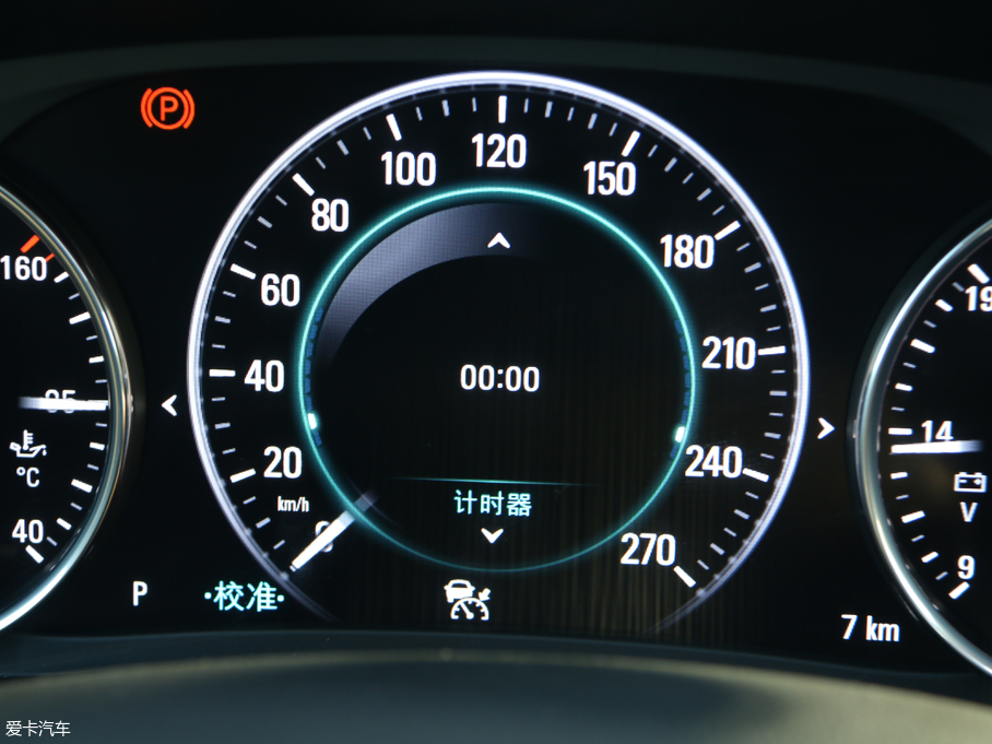 2018����� 28T �����A��