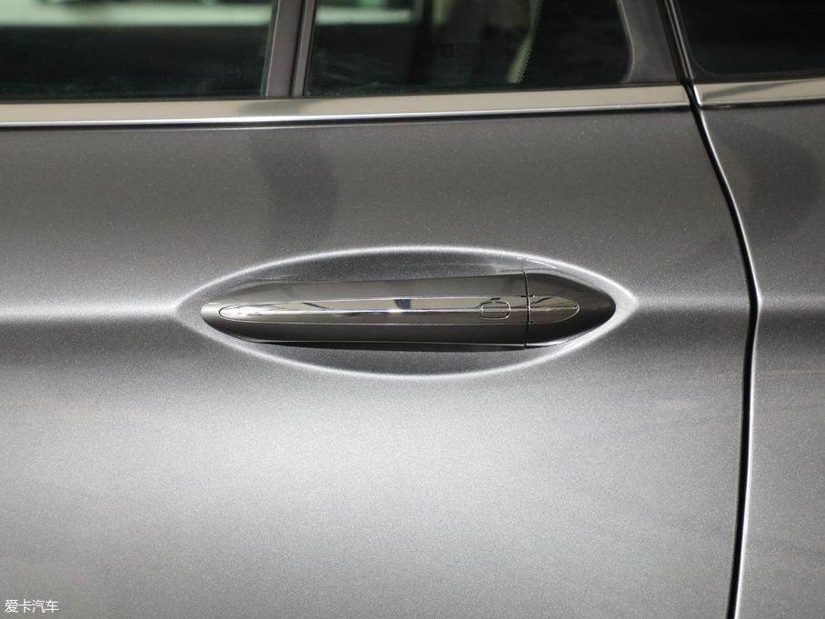 2018����� 28T ��򌾫Ӣ��