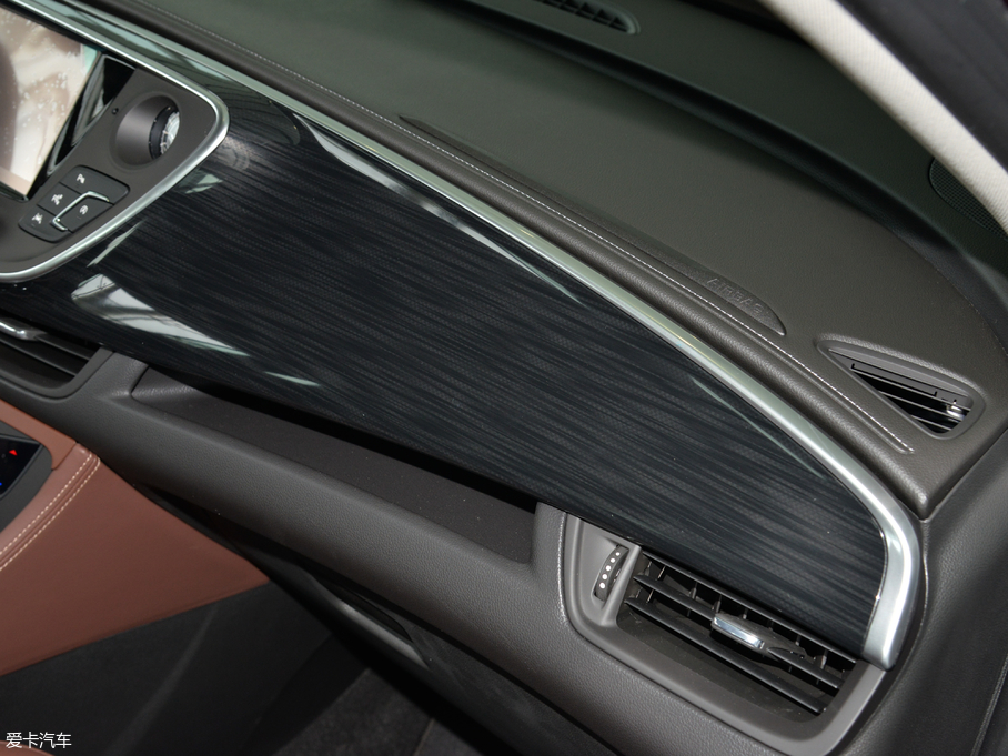 2018����� 28T �����A��