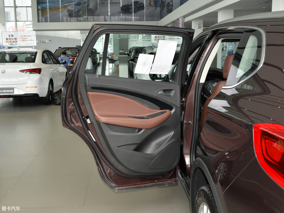 2018����� 28T �����A��