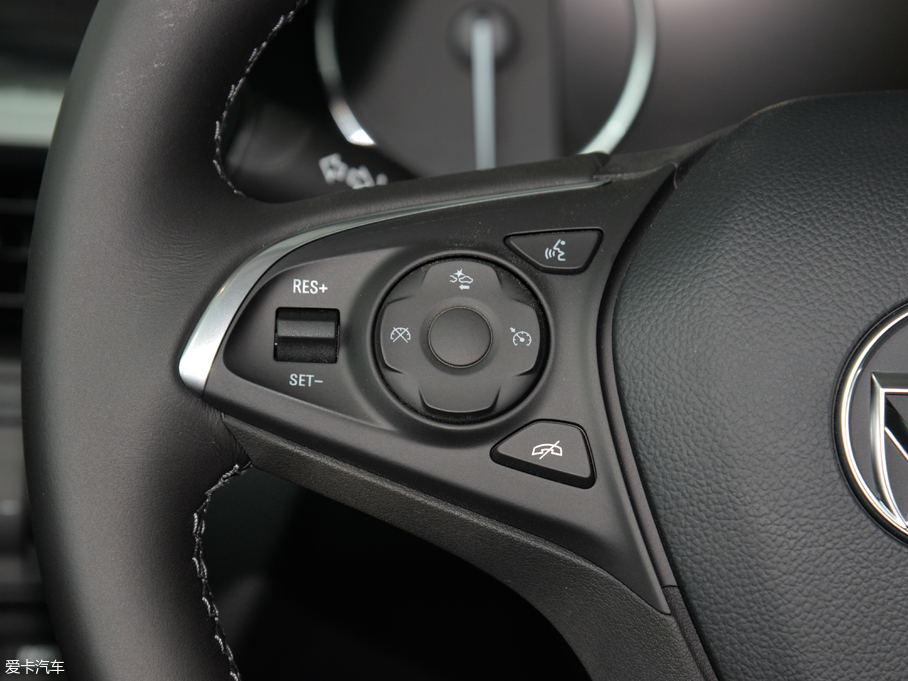 2018����� 28T �����A��