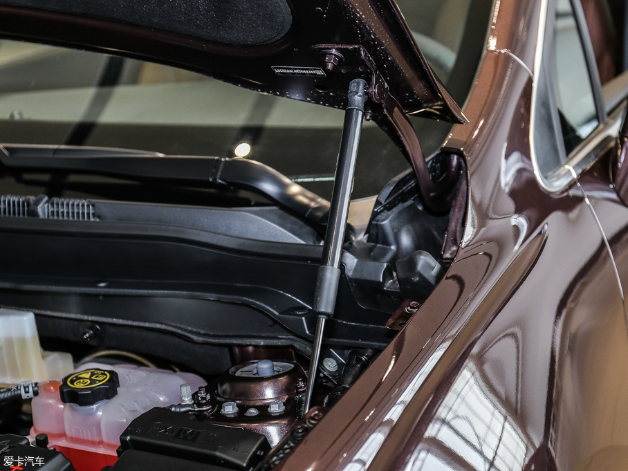 2018����� 28T ���(q��)��Ӣ��