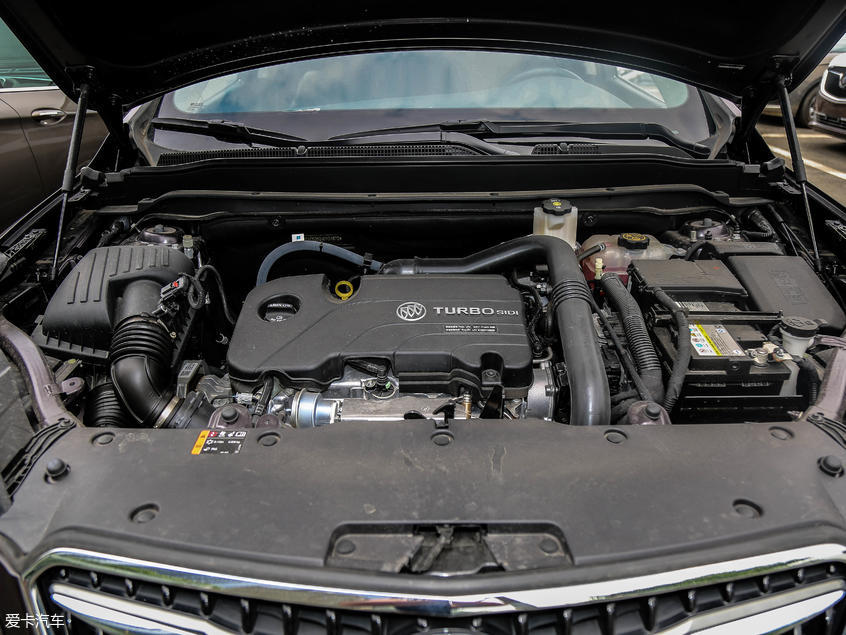 上汽通用別克2018款昂科威