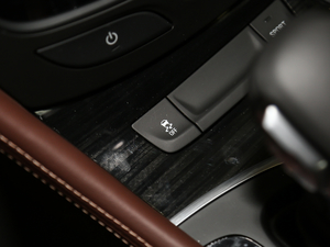 201828T (q)Ӣ п؅^(q)