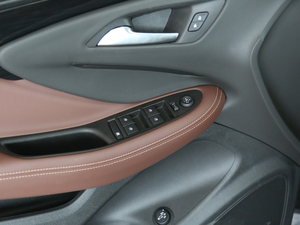 201820T (q)A {܇ƅ^(q)	