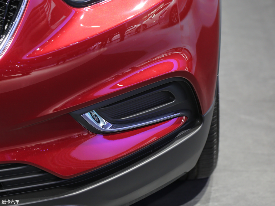 2018����� 18T �ԄӃ�򌶼�о�Ӣ��