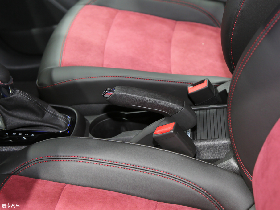 2018 18T ԄӃ򌶼оӢ