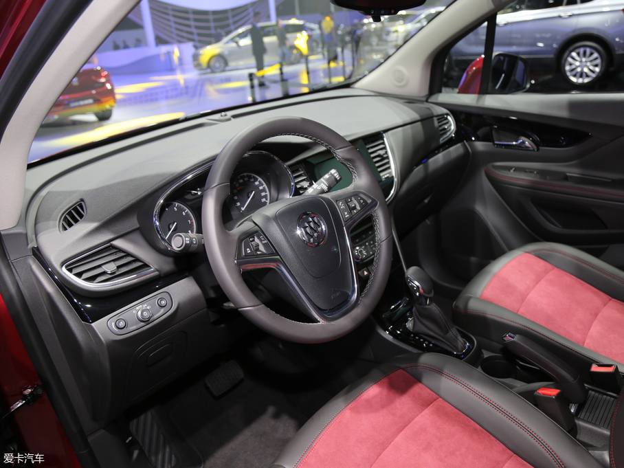 2018 18T Ԅ(dng)(q)оӢ