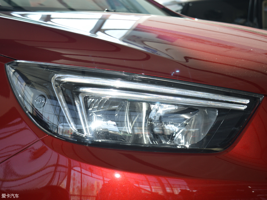 2018 18T ԄӃ򌶼I