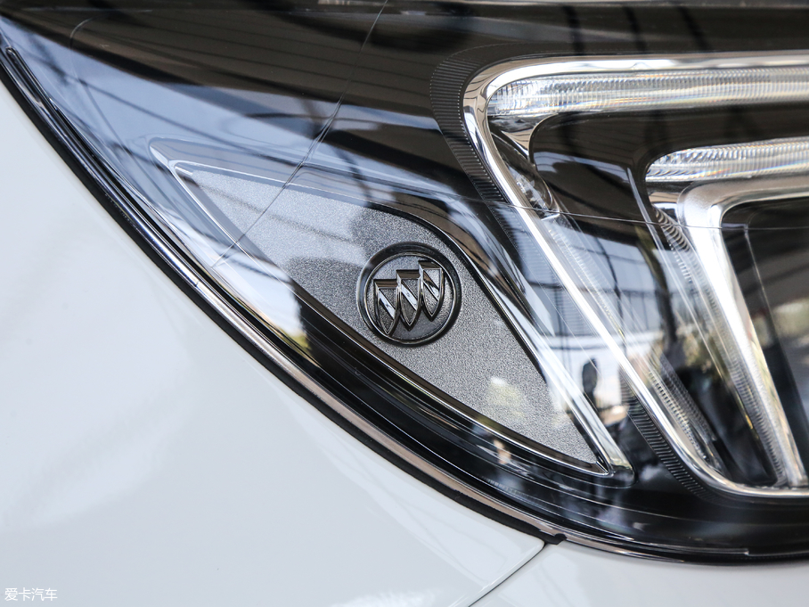 2018 18T ԄӃ򌶼Еr