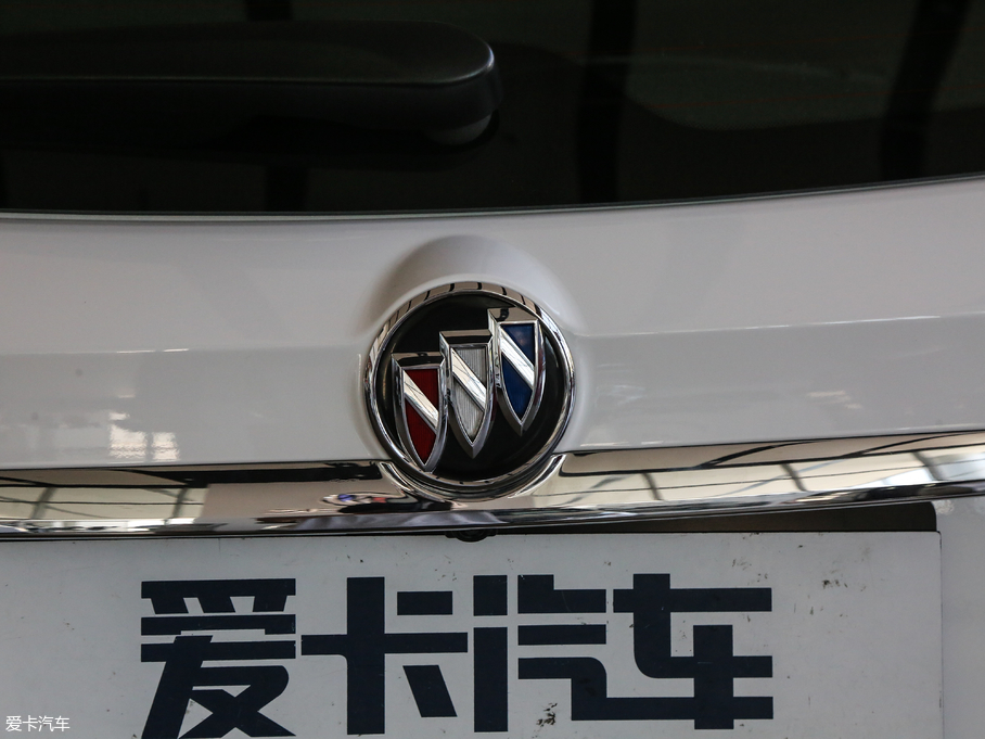 2018 18T ԄӃ򌶼Еr