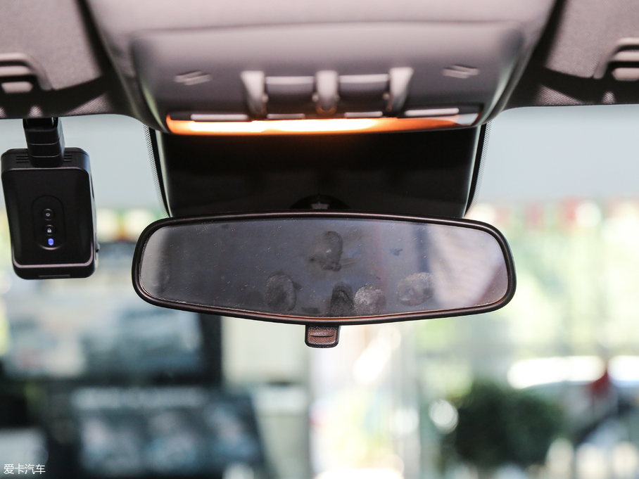 2018 18T ԄӃ򌶼Еr