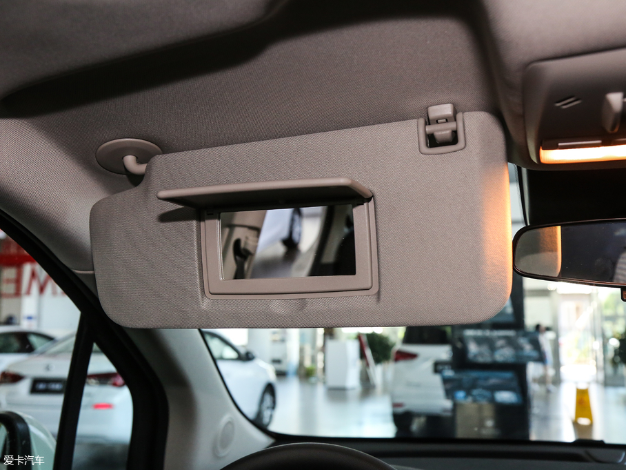 2018 18T ԄӃ򌶼Еr