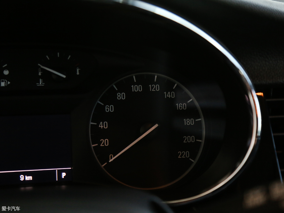 2018 18T ԄӃ򌶼Еr