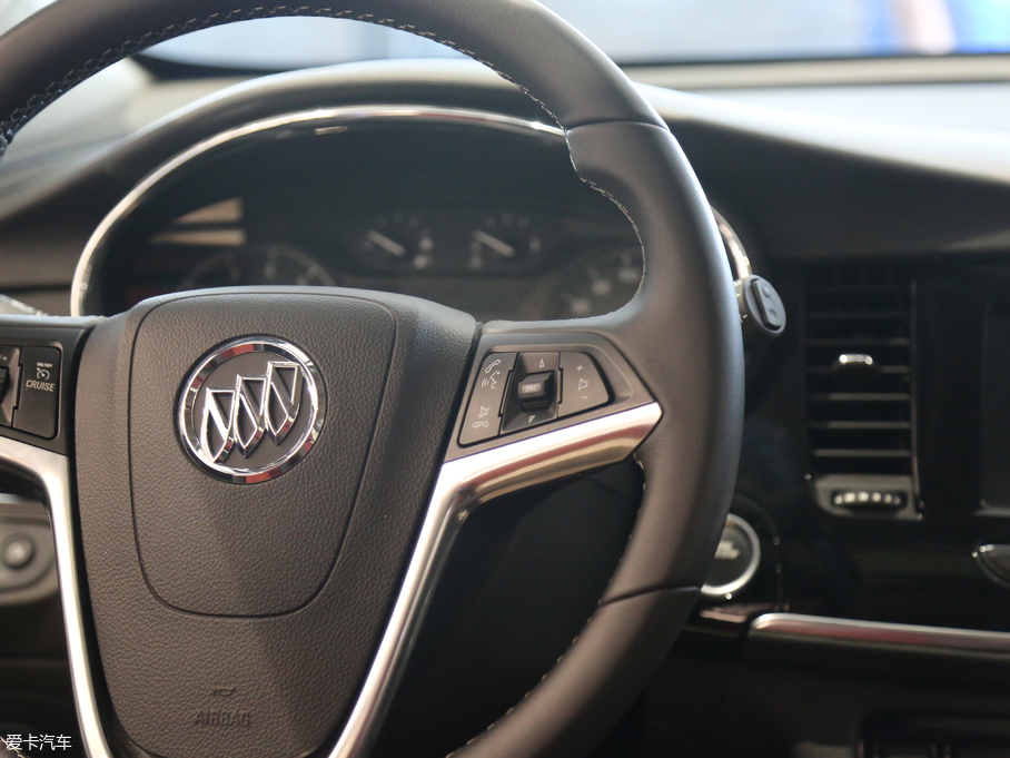 2018 18T Ԅ(dng)(q)оӢ