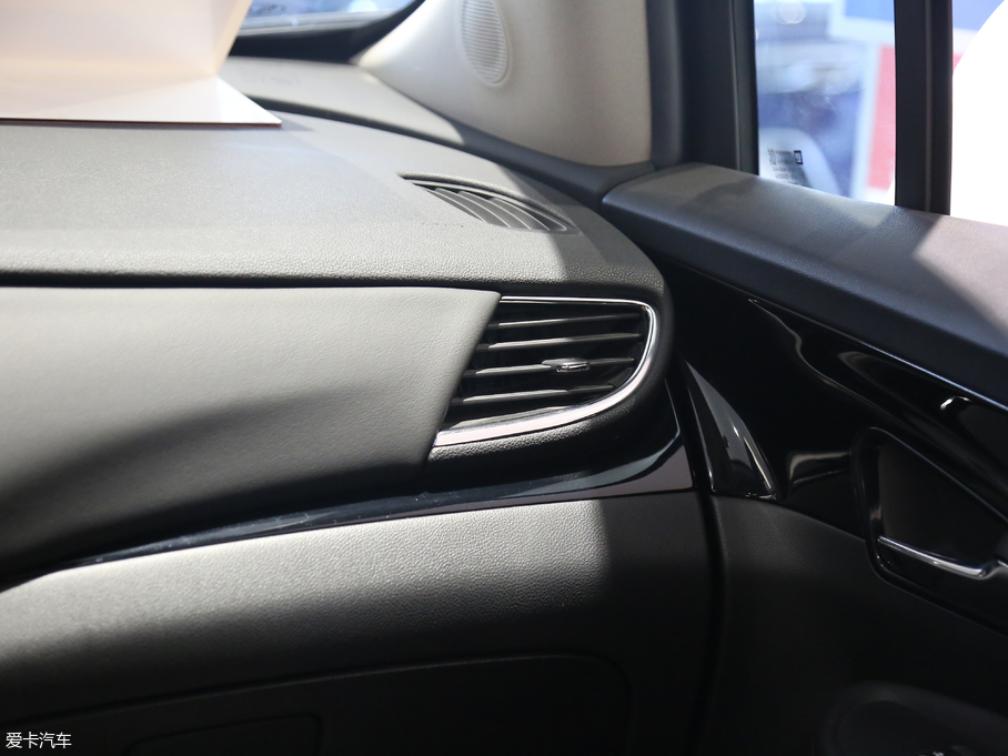 2018 18T ԄӃ򌶼оӢ