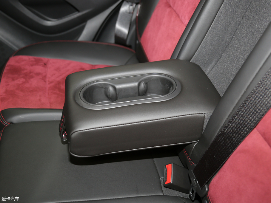 2018 18T ԄӃ򌶼оӢ