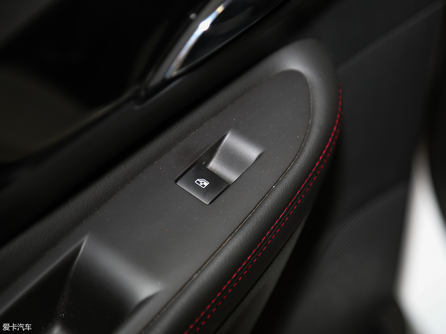 2018 18T ԄӃ򌶼оӢ