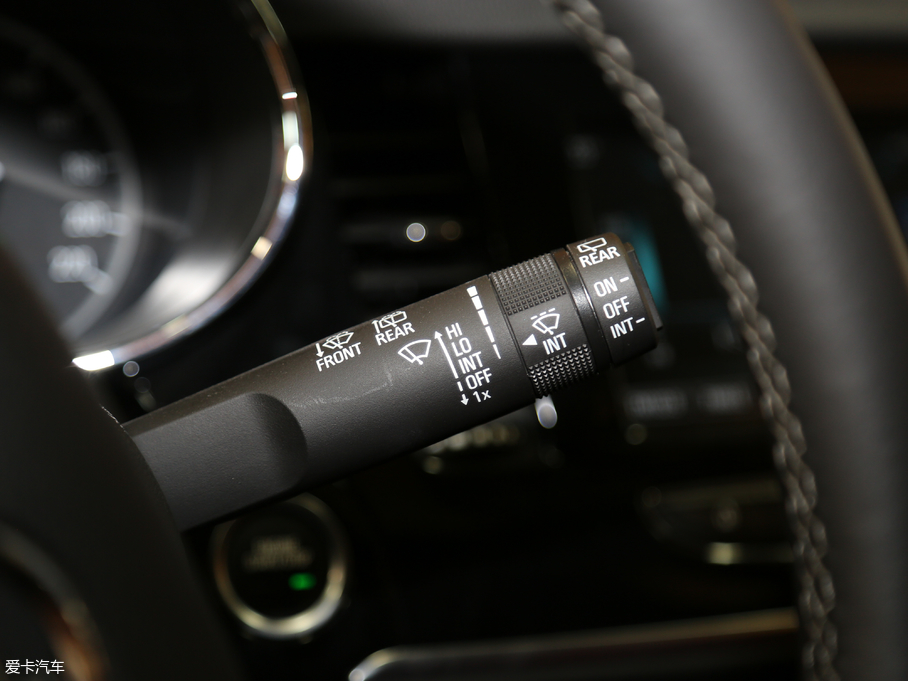 2018����� 18T �ԄӃ�򌶼�о�Ӣ��