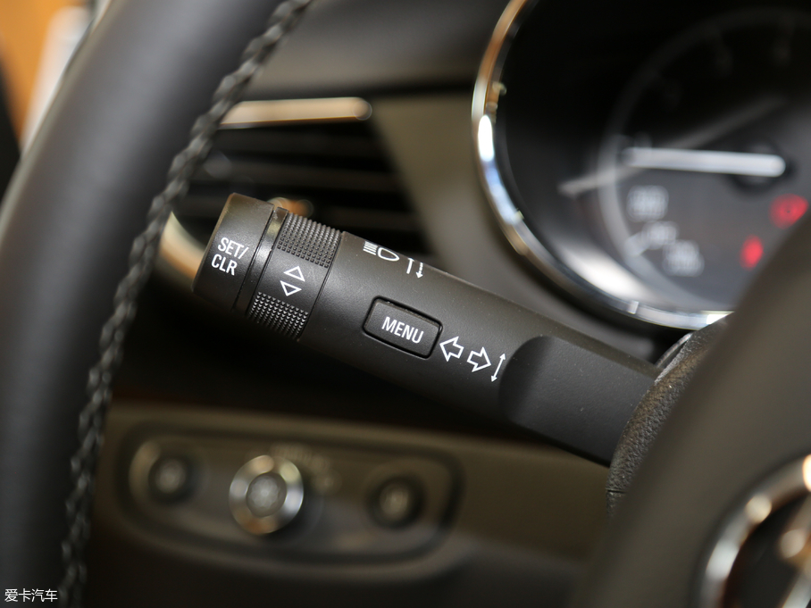 2018����� 18T �ԄӃ��(q��)���о�Ӣ��