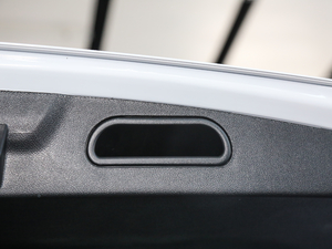 201818T ԄӃ򌶼Еr g