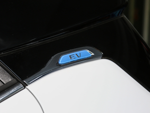 2018EV360  ^