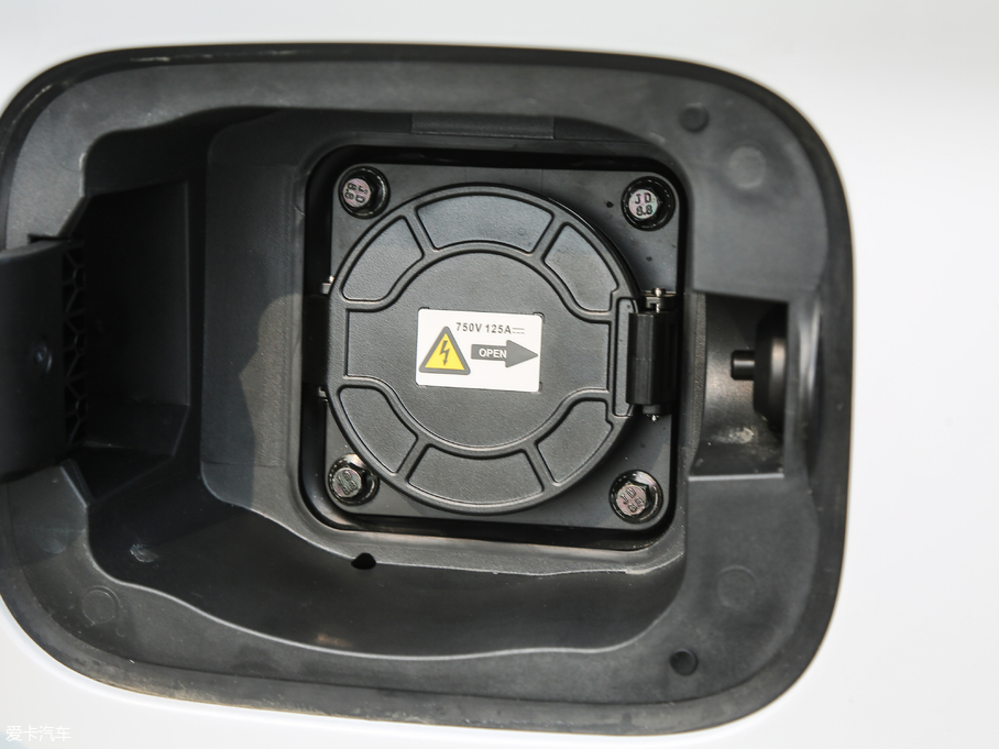 2018����EV EV 400 ���M����