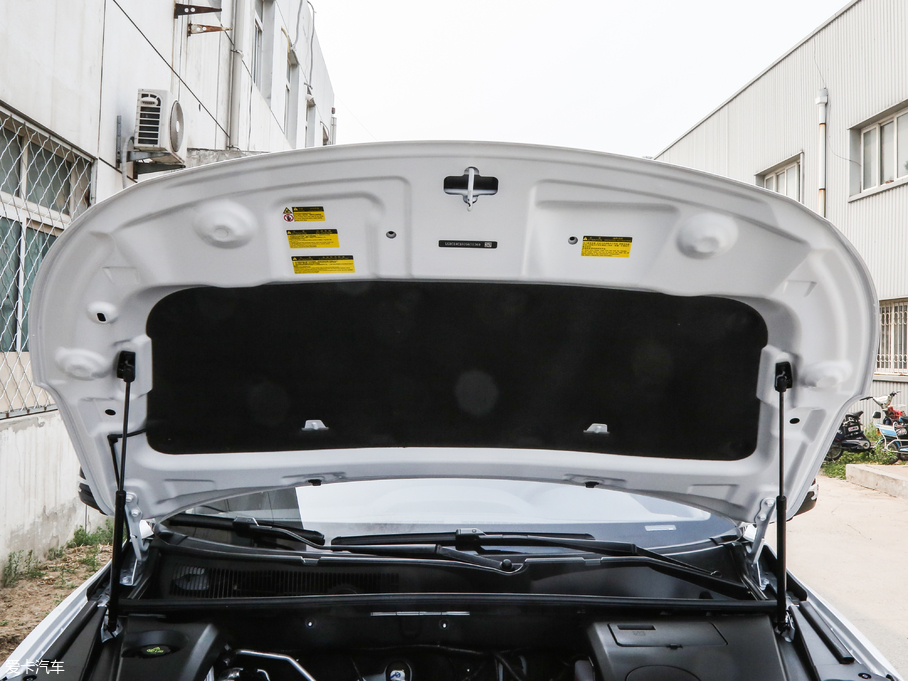 2018EV EV 400 (lin)M