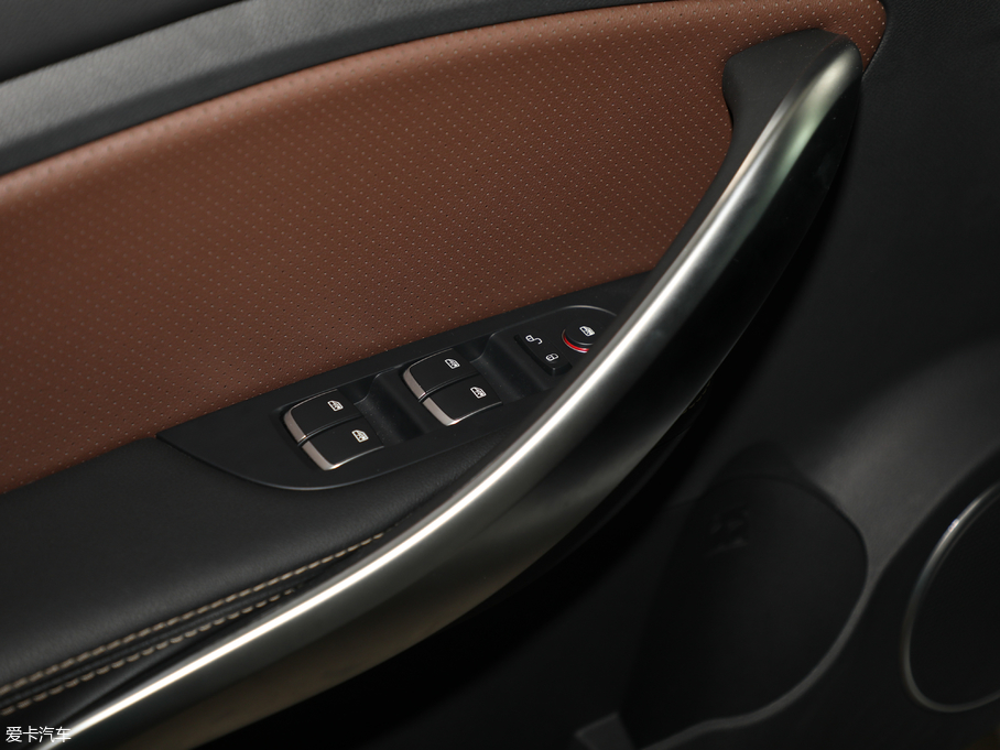 2018EV EV 400 (lin)M(jn)ȡ