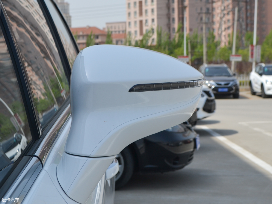 2018MAX 1.5TI ԄӢ 6