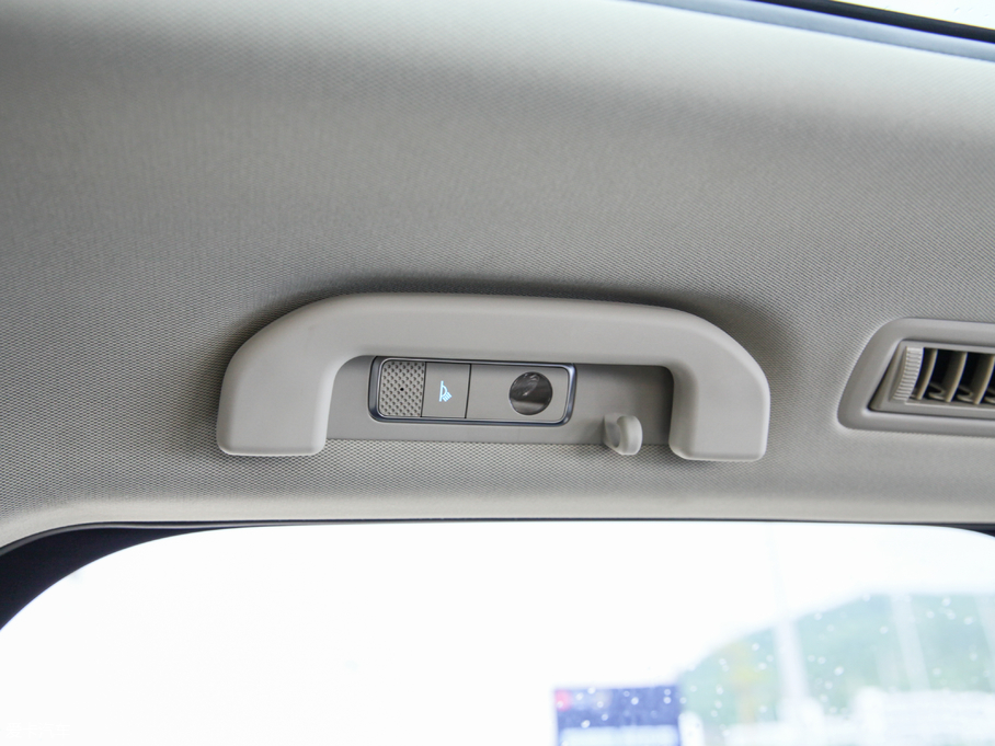 2018 2.0T Ԅ(lin)ҫ 7 V