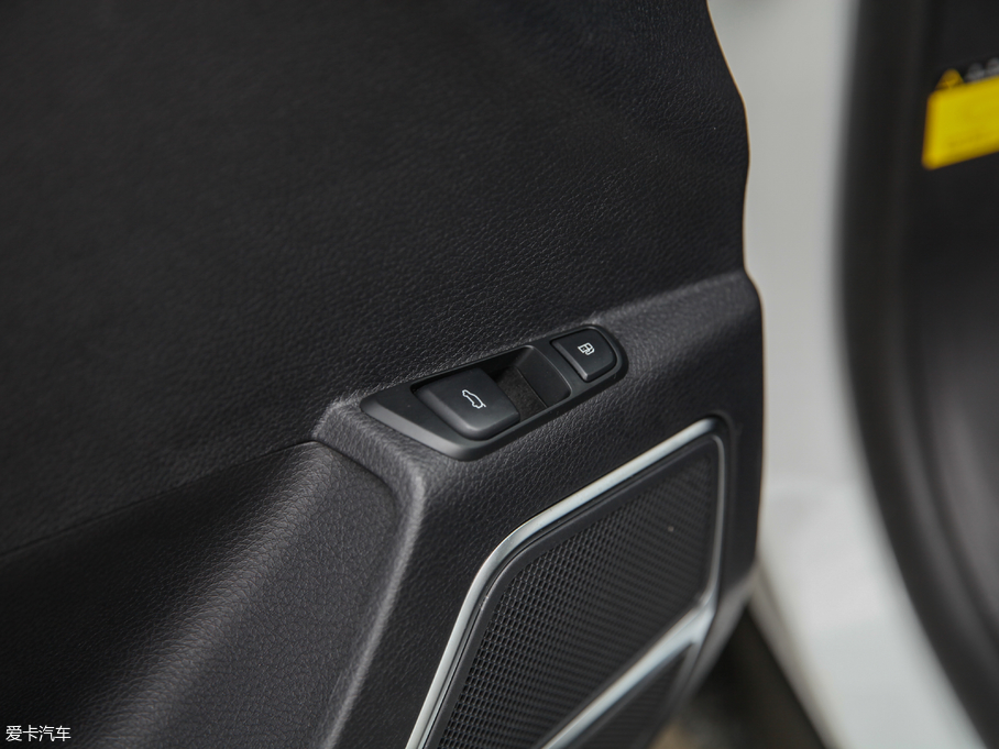 2018 2.0T Ԅҫ 7 V